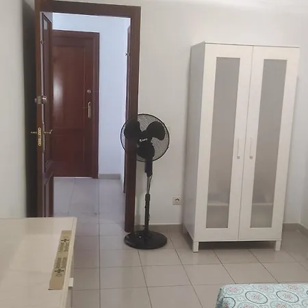 Vivienda Compartida Tajaraste Habitación en casa particular *